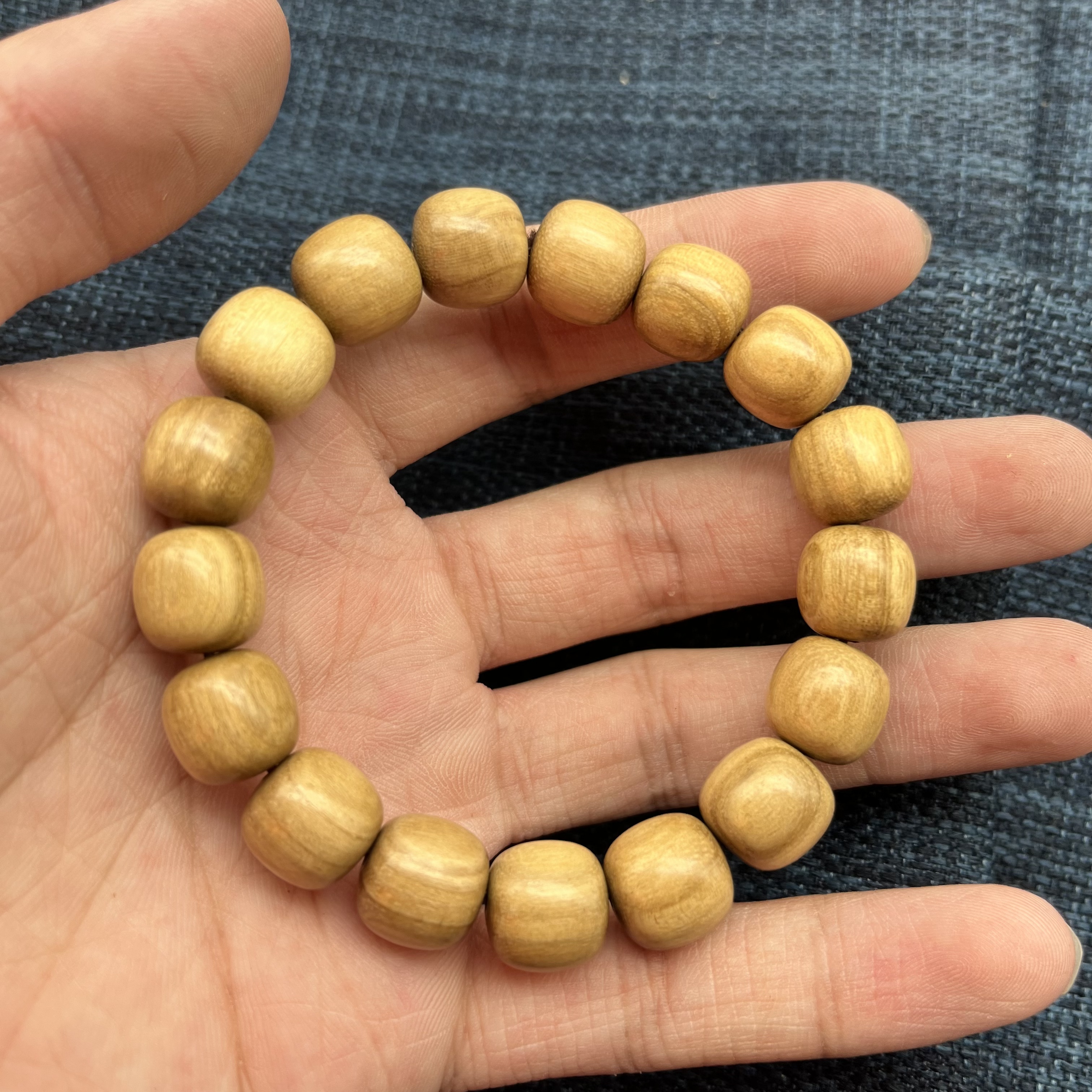 檀香木老型珠约卡11单圈无礼盒 1200