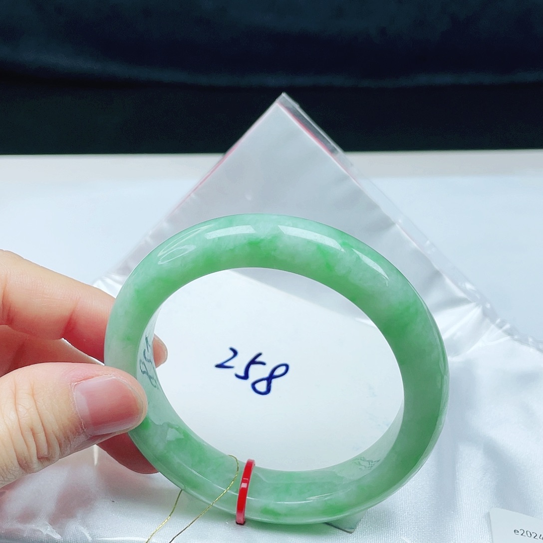 翡翠未镶嵌手镯57➕圈口