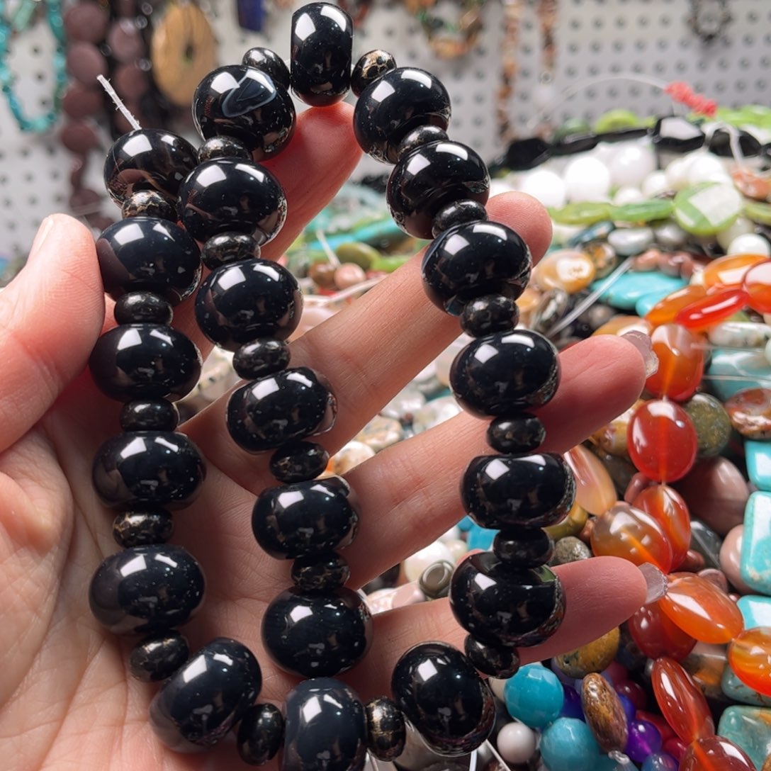 石英质玉珠宝奇石未镶嵌图