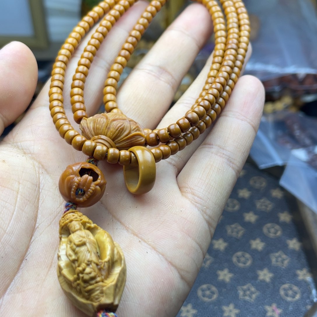 猴头核桃吊坠别再打