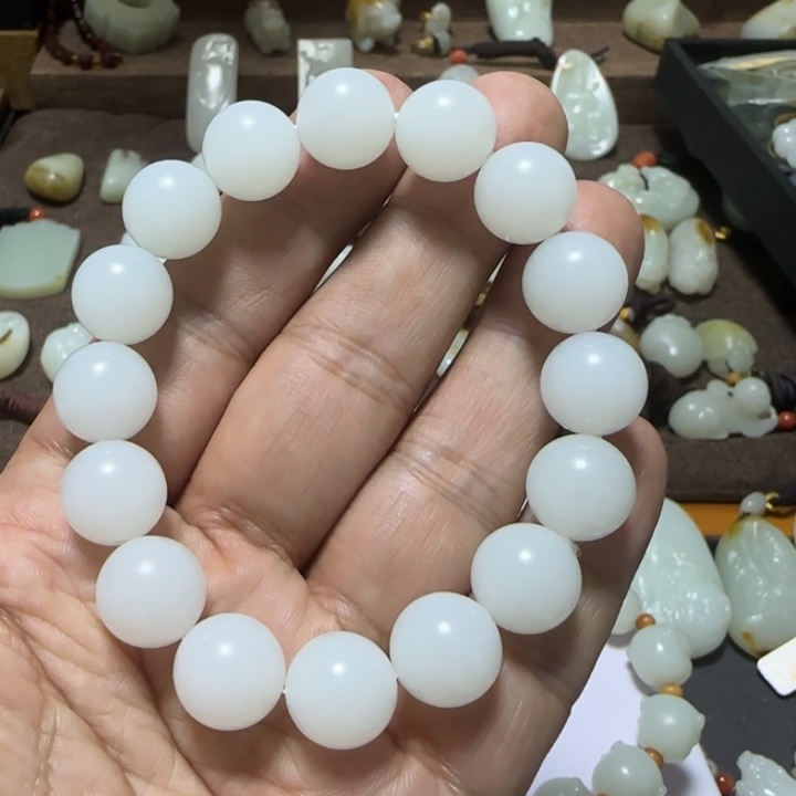 和田玉手串未镶嵌偏*