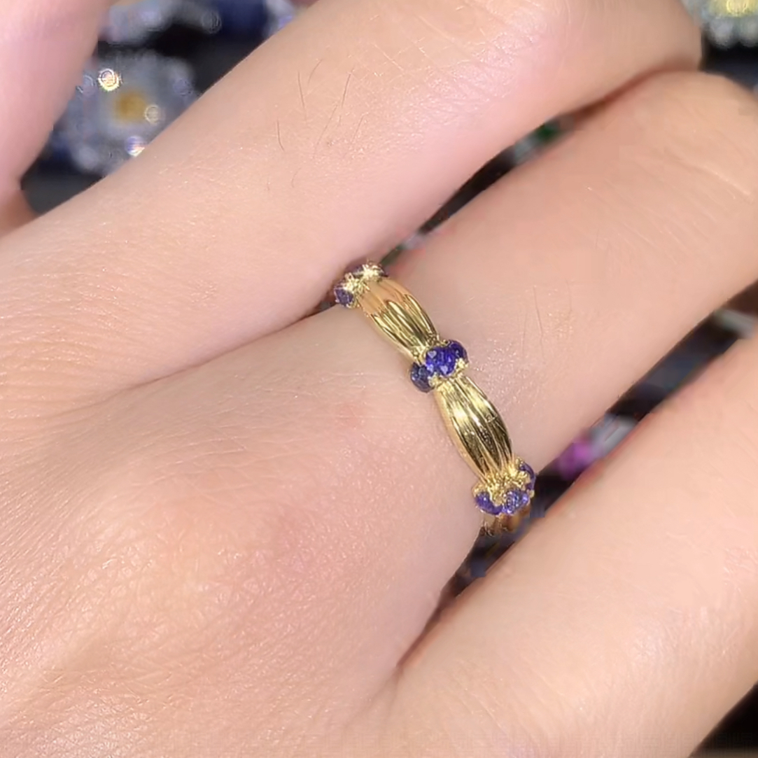 18k金蓝宝石戒指设计款 日常简约通勤款式蓝色宝石戒指 经典款式