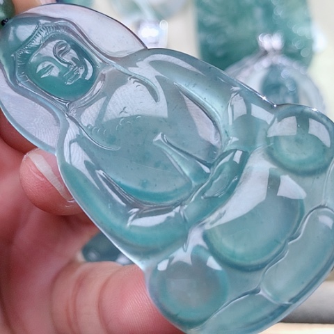 【闪购商品】翡翠颈饰未镶嵌天然翡翠