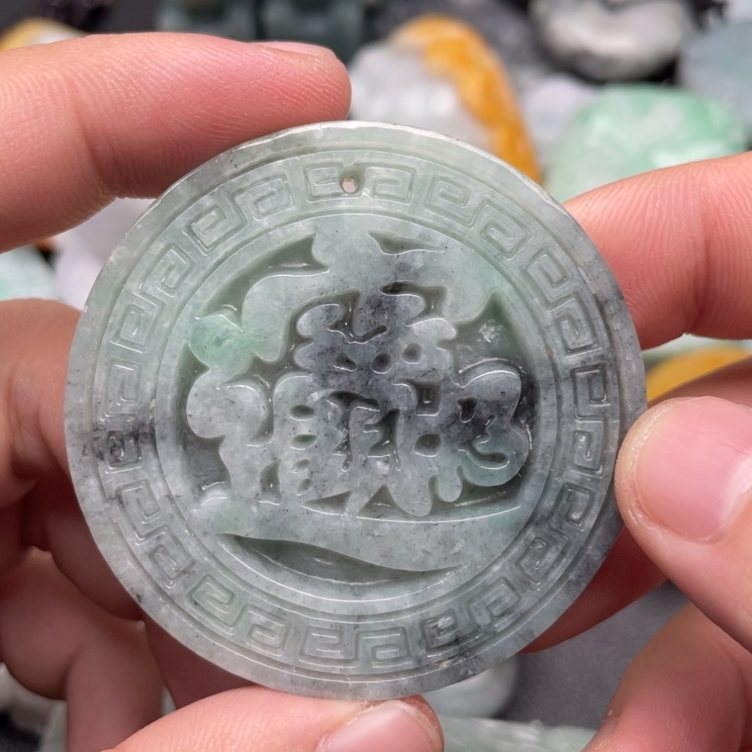 吊坠(不含链)未镶嵌翡翠