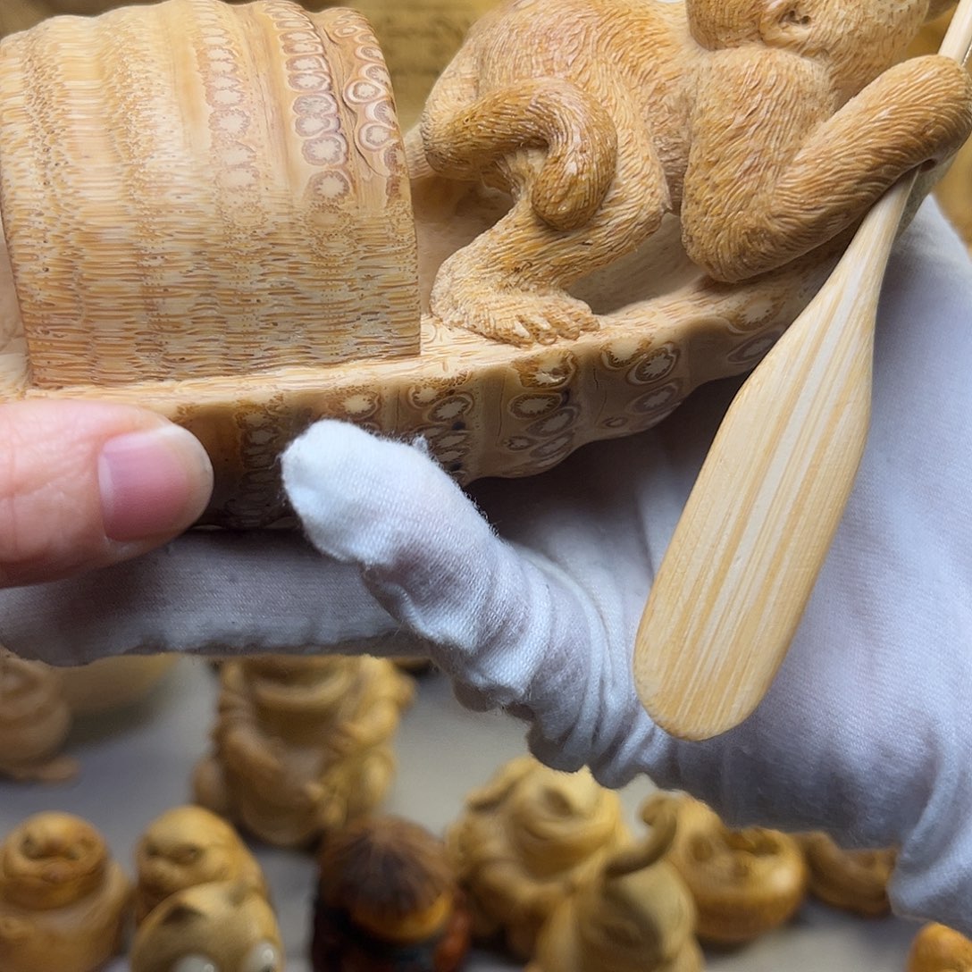 竹恰***贝竹根的雕刻艺术