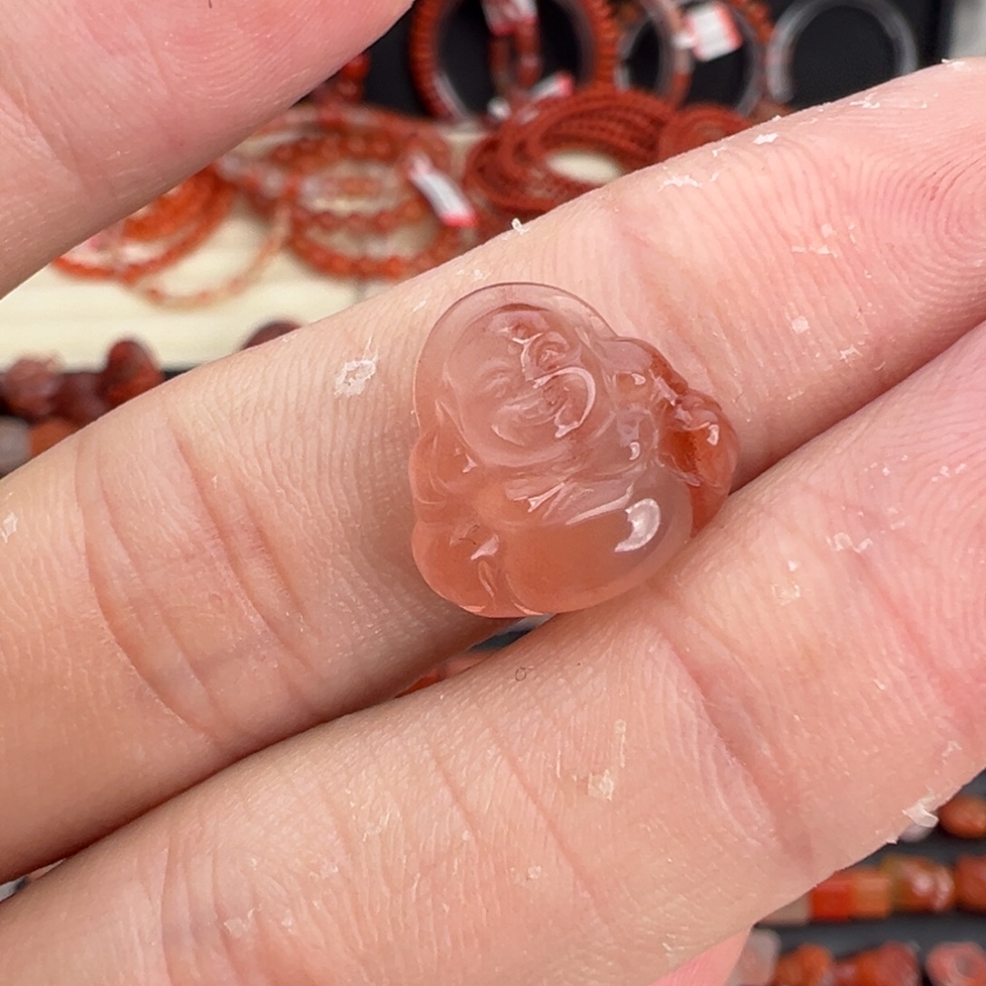 南红玛瑙未镶嵌颈饰佛公