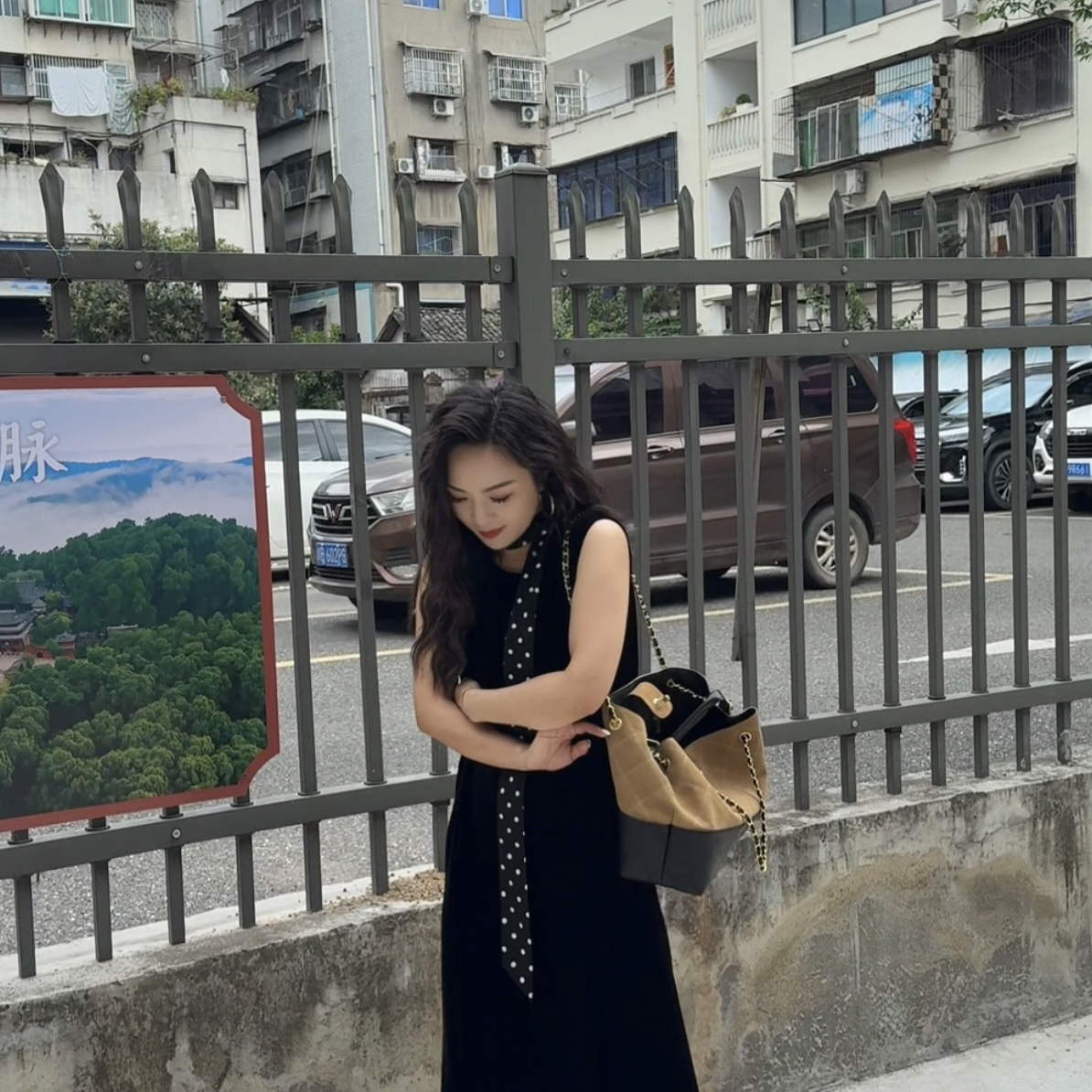 薄款不掉色装饰成人休闲波点丝巾设计感针织网红黑色