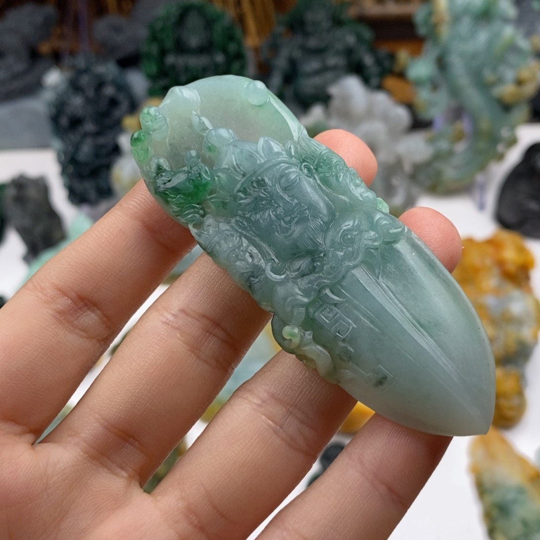 定制翡翠未镶嵌翡翠