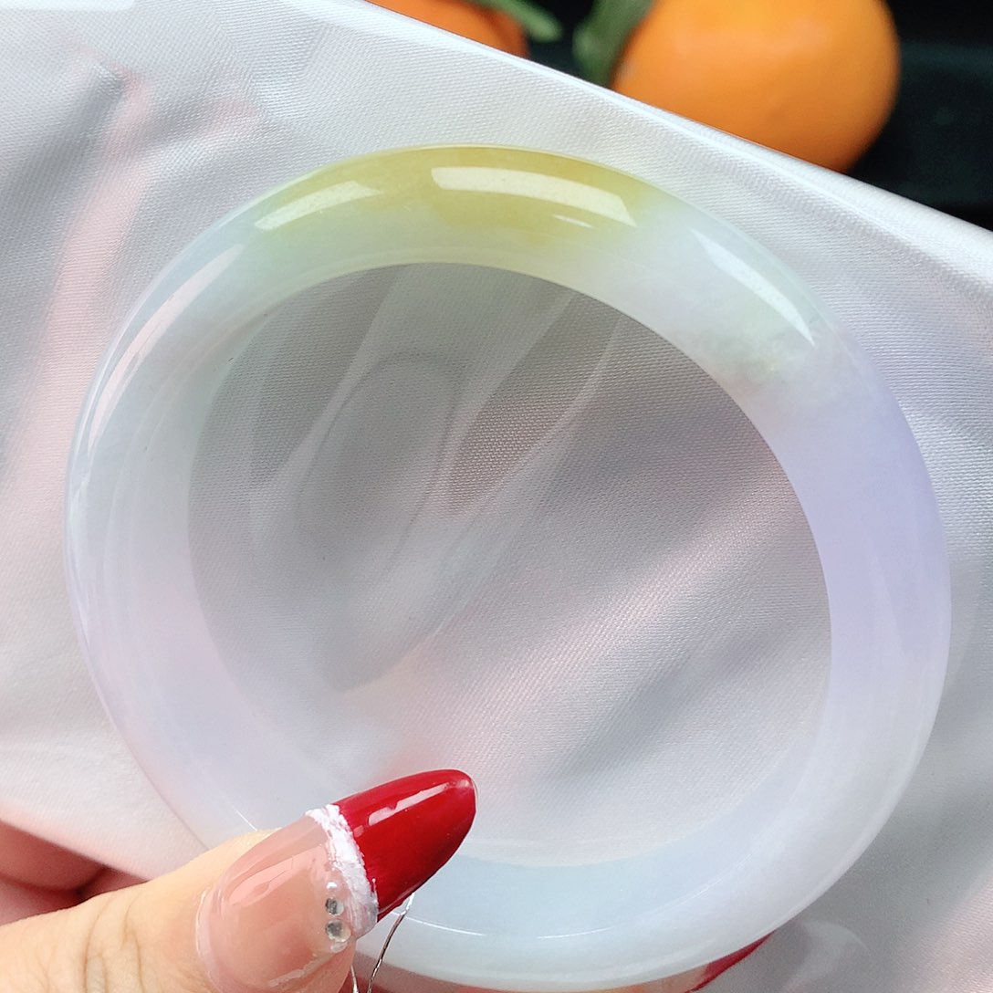 翡翠手镯未镶嵌59圈