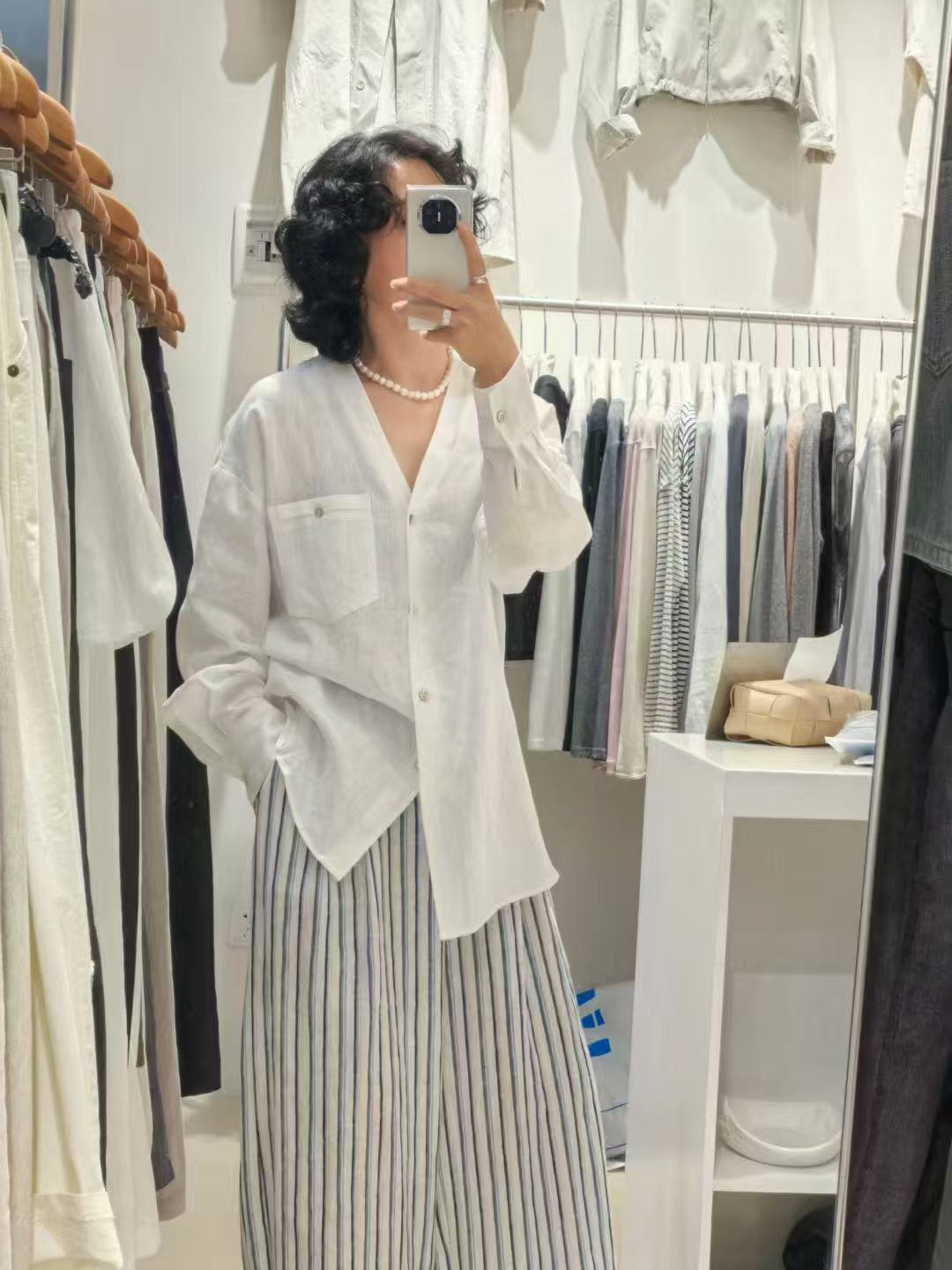 2025夏季新款100苎麻V领长袖时尚白色开衫上衣