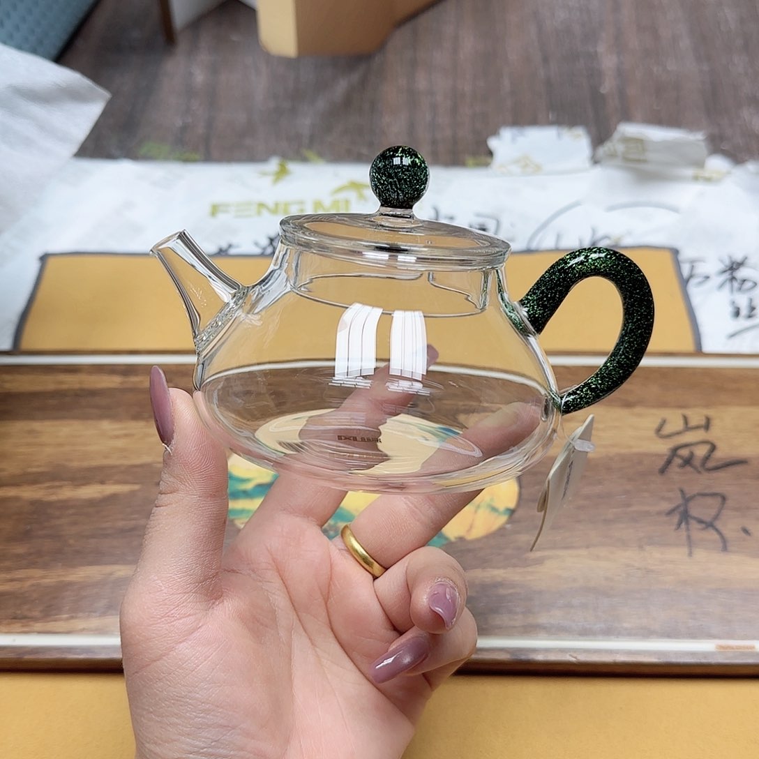 其他喜乐壶黑金色金盒