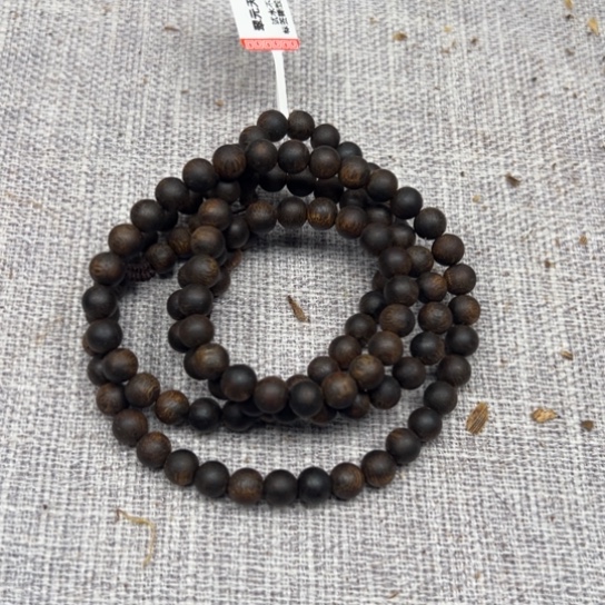 沉香手串灰**界卡7的圆珠沉水