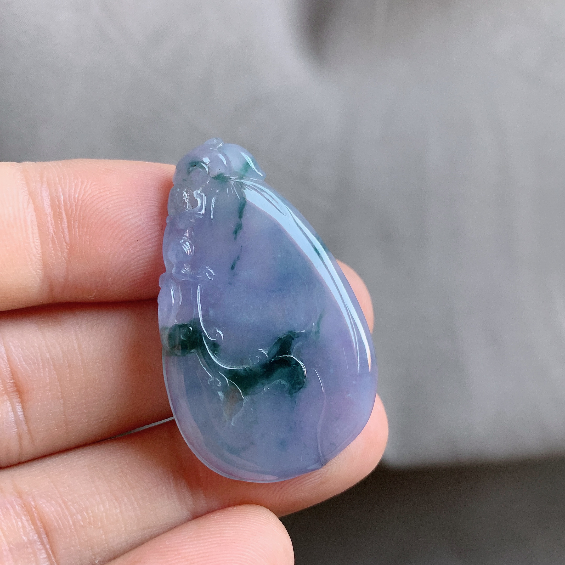 天然a货翡翠紫罗兰飘花福瓜吊坠 尺寸裸石41.9x26.4x4.7mm