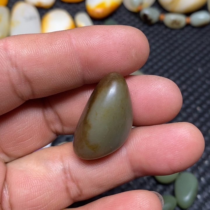 和田玉珠宝奇石未镶嵌