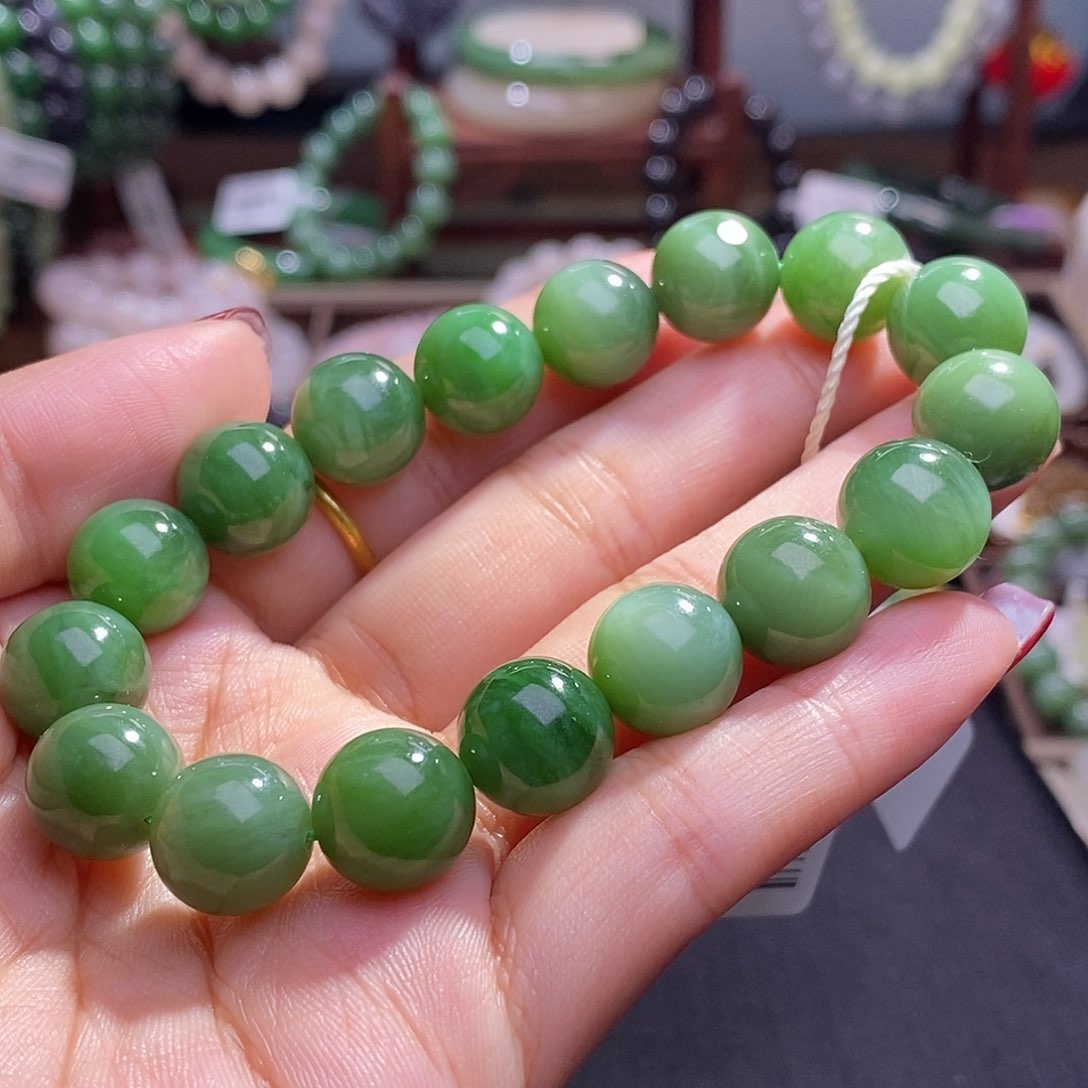 和田玉清货价老矿料碧玉手链12m未镶嵌