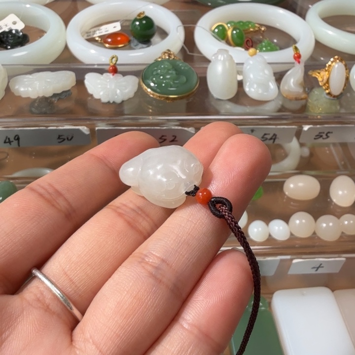 和田玉未镶嵌颈饰新疆和田玉金蟾