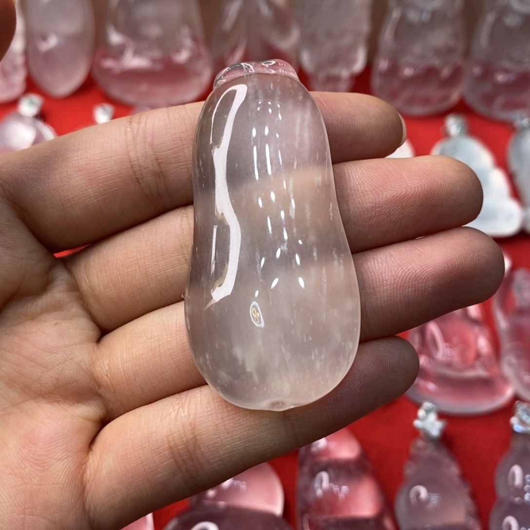 石英质玉未镶嵌吊坠