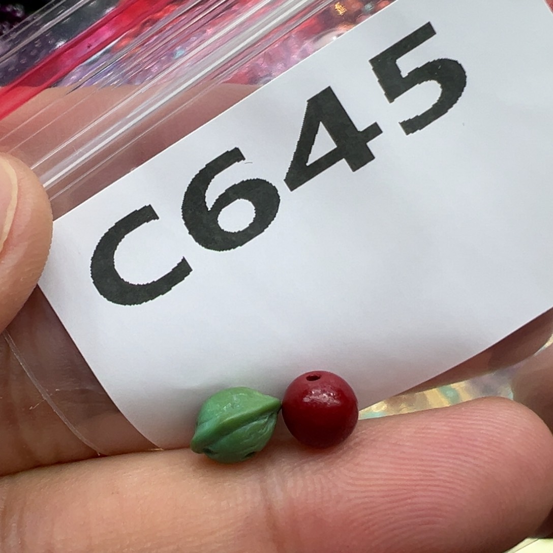 南红玛瑙颈饰未镶嵌