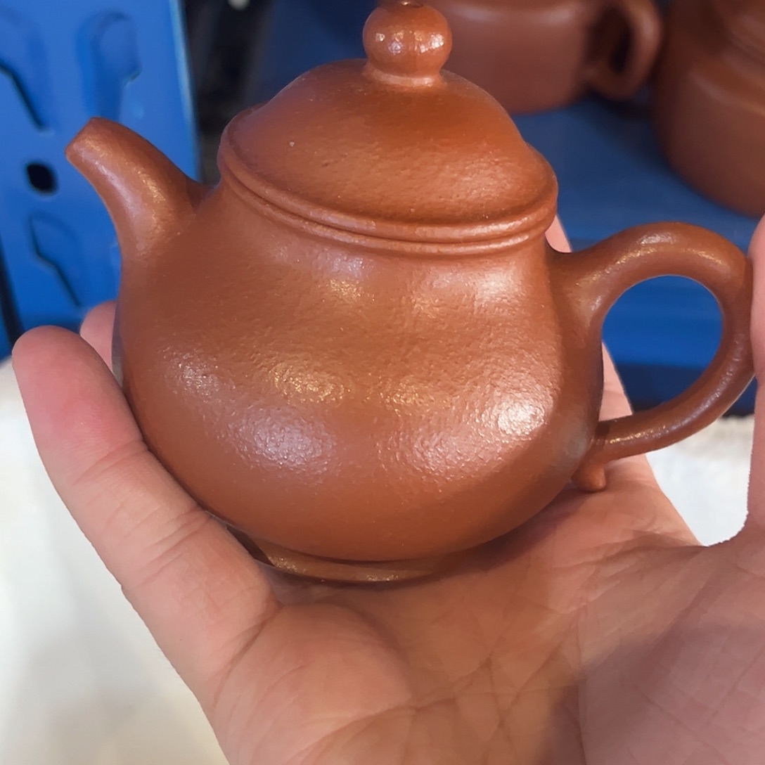茶壶紫砂紫砂的味道很