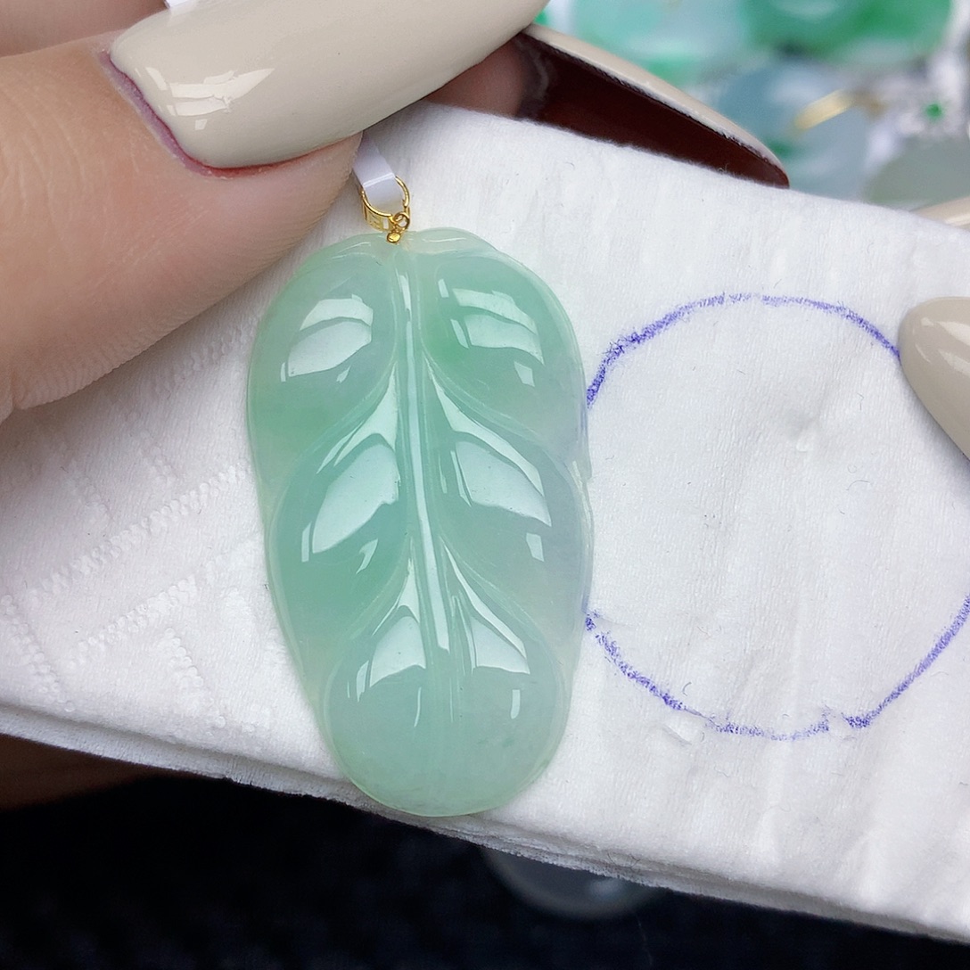 翡翠18K金镶嵌颈饰天然缅甸翡翠a货百元以上9元证书费自理