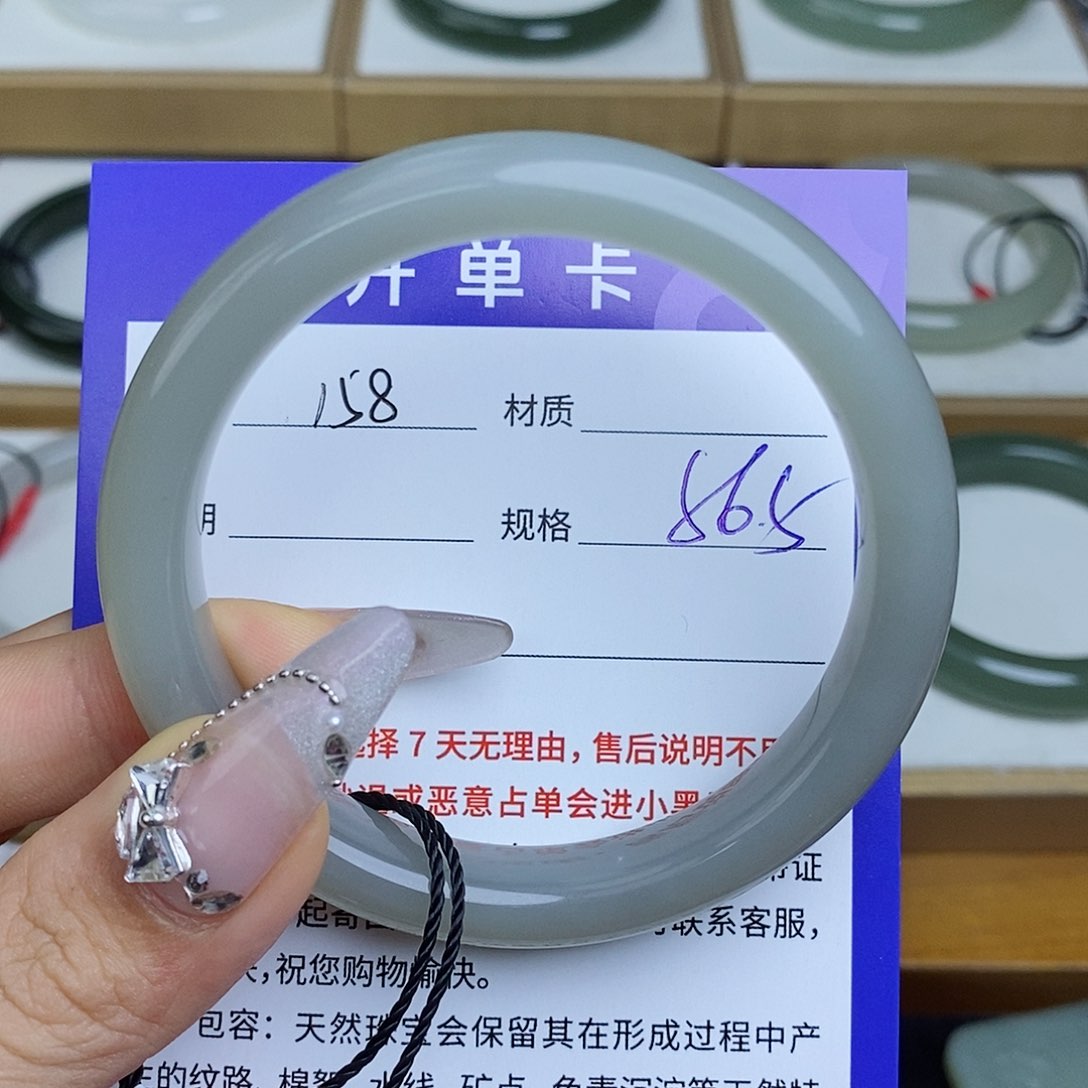 和田玉手镯未镶嵌QD