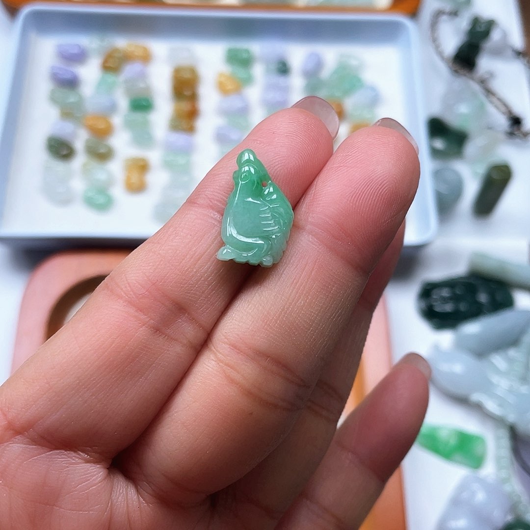 颈饰未镶嵌翡翠888888888