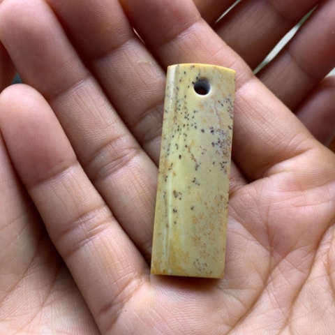 【闪购商品】未镶嵌岫岩河磨玉（透闪石质玉）挂件