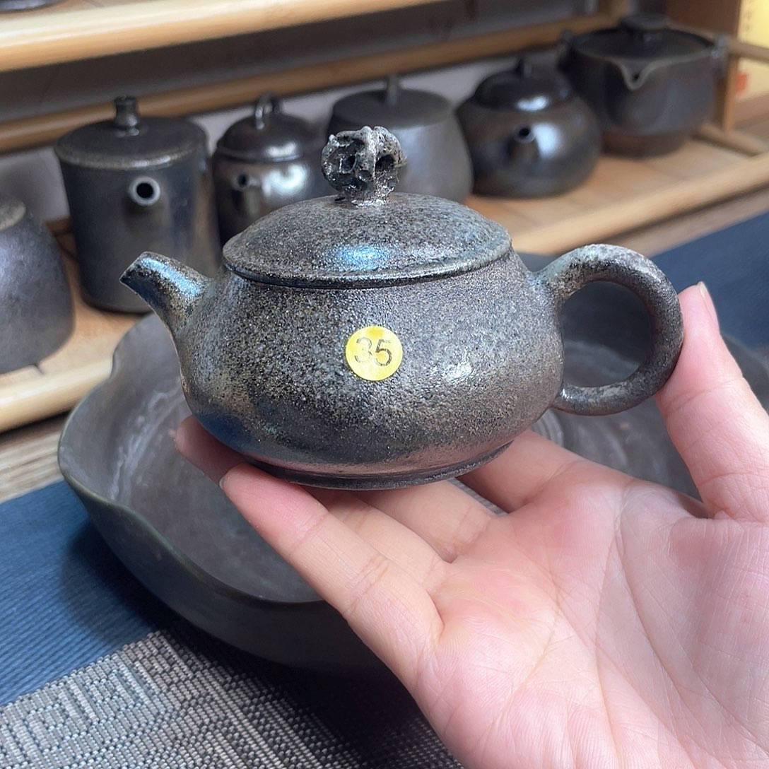 红陶壶广西南陶柴烧壶太湖石茶壶130毫