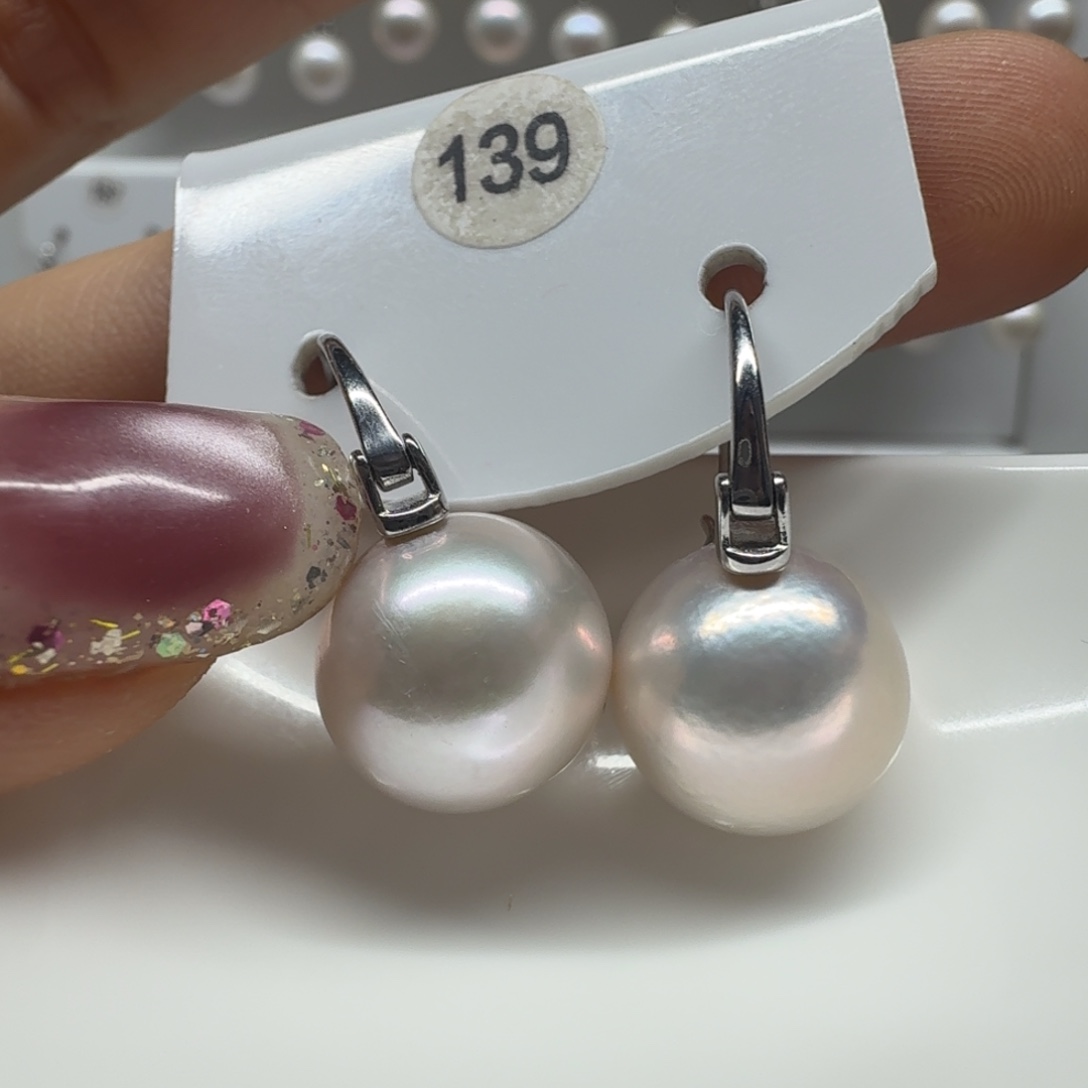 在***边银S925镶嵌淡水珍珠耳饰珍珠12.8