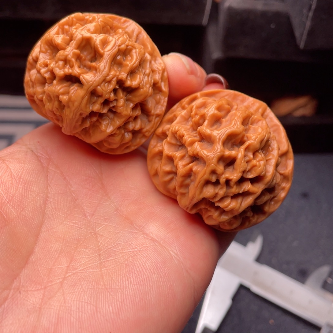 文玩核桃吊坠秦岭核桃8