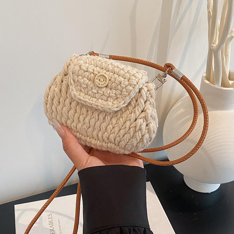 毛线针织迷你小包包女2025新款钩针编织夏季高级感田园风斜挎小包