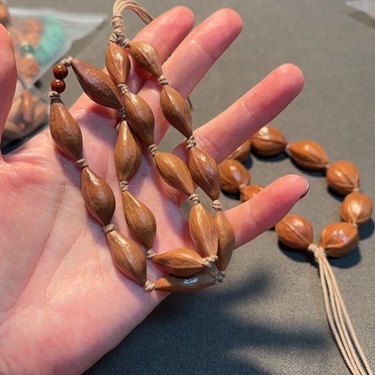 你***1.1小柳叶手持16粒款