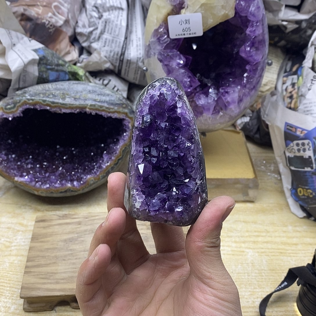 水晶大型摆件（非配饰）未镶嵌