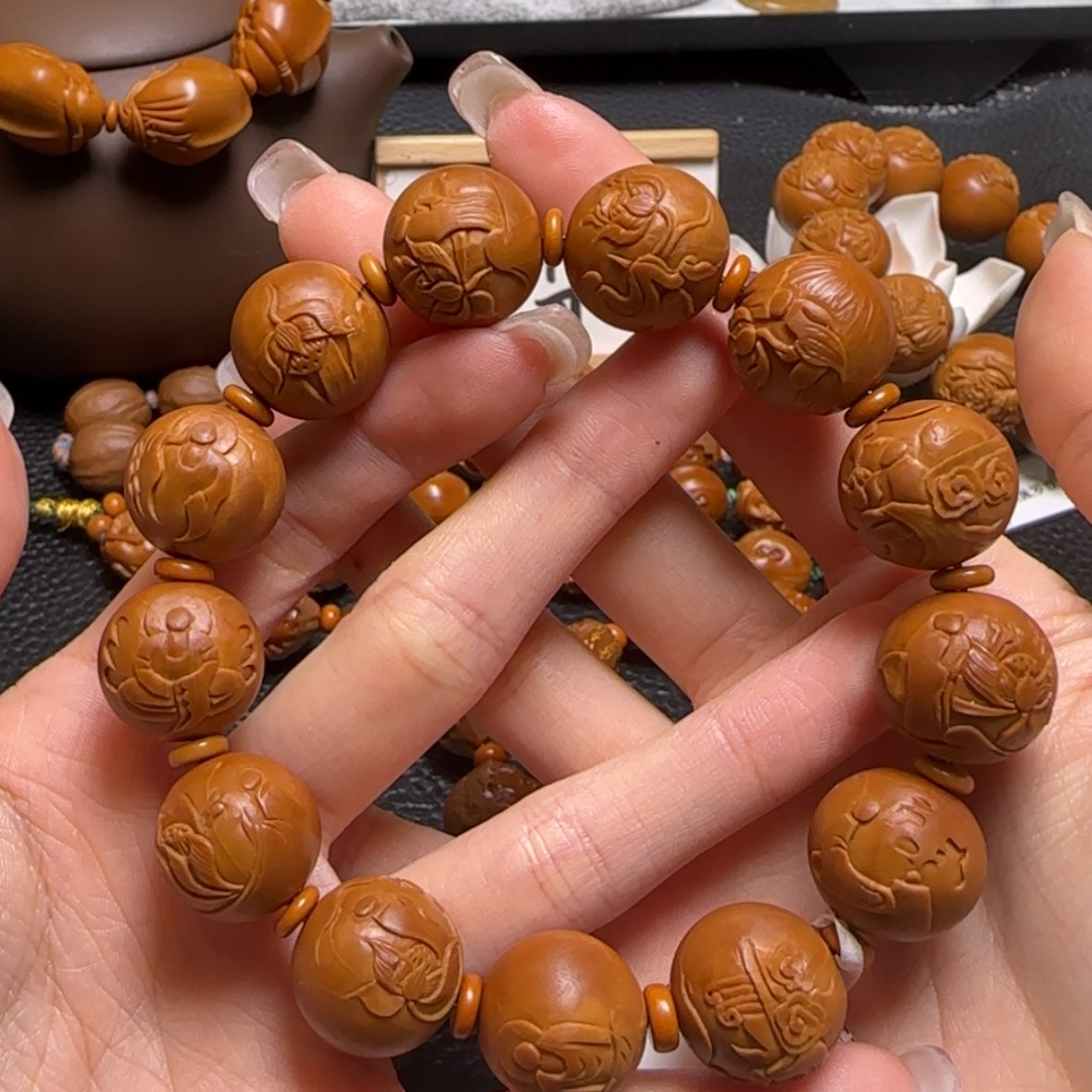 【闪购商品】橄榄核手串正圆无相佛