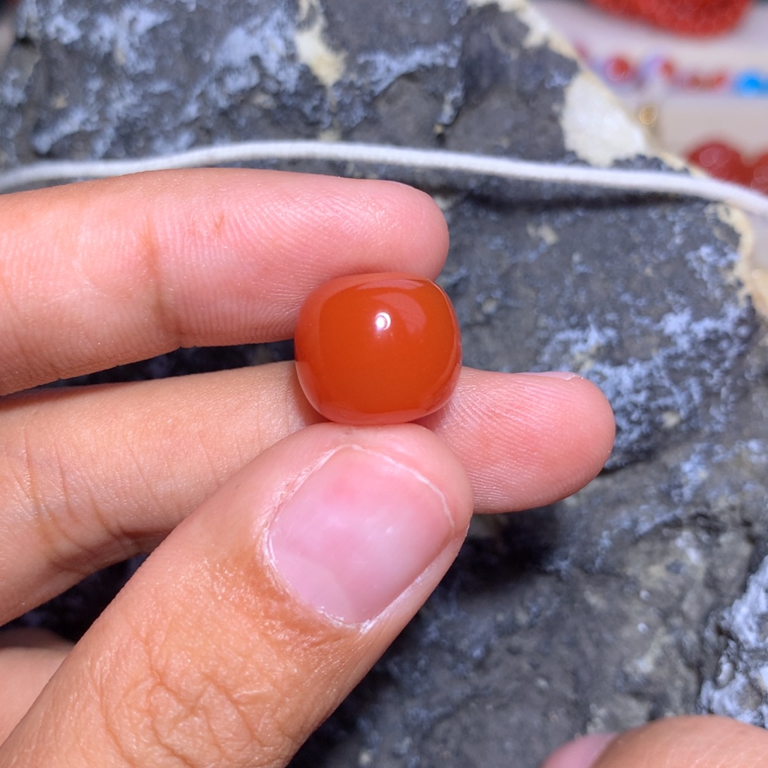 南红玛瑙未镶嵌保山柿子红满肉老型12.7×11.6