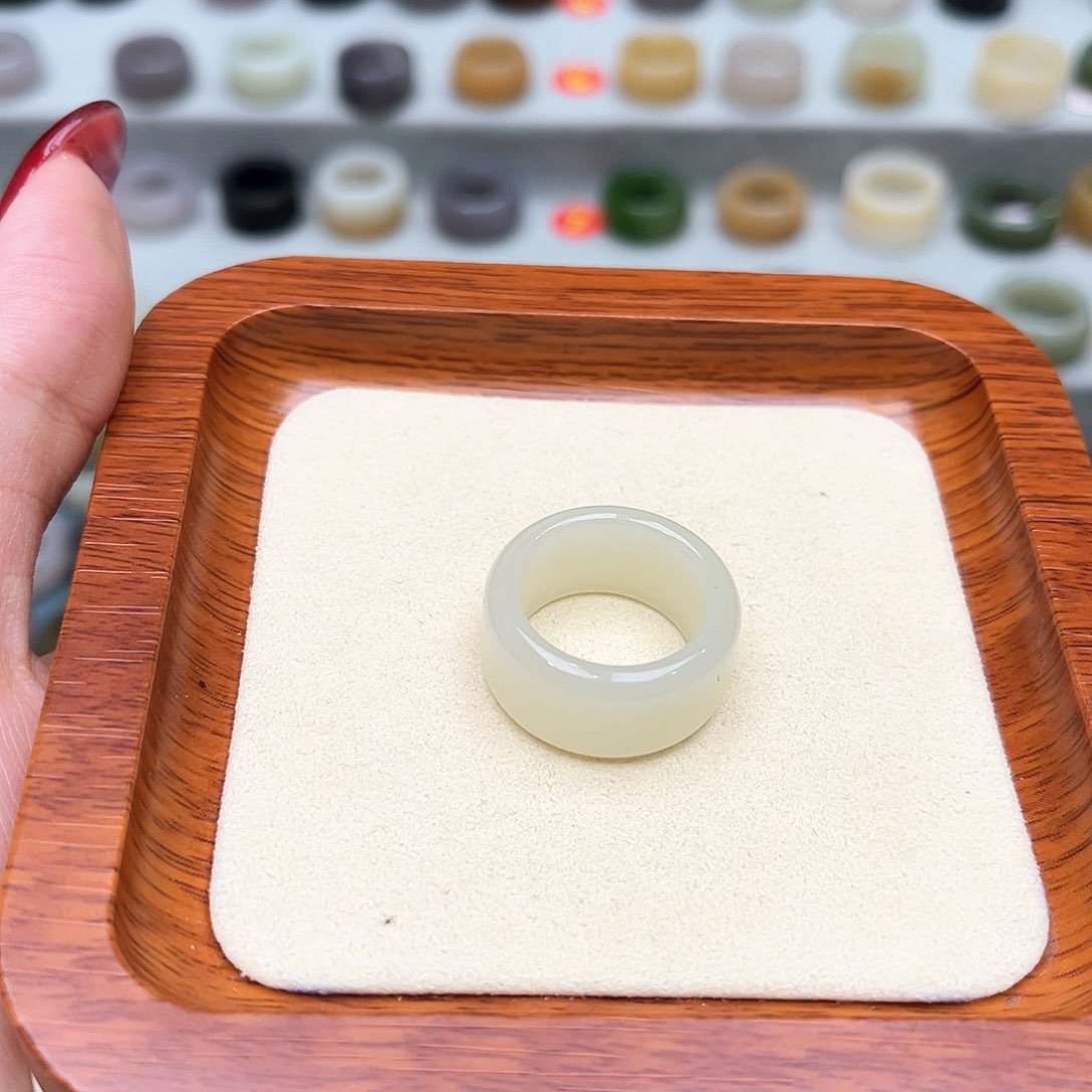 和田玉戒指未镶嵌15号