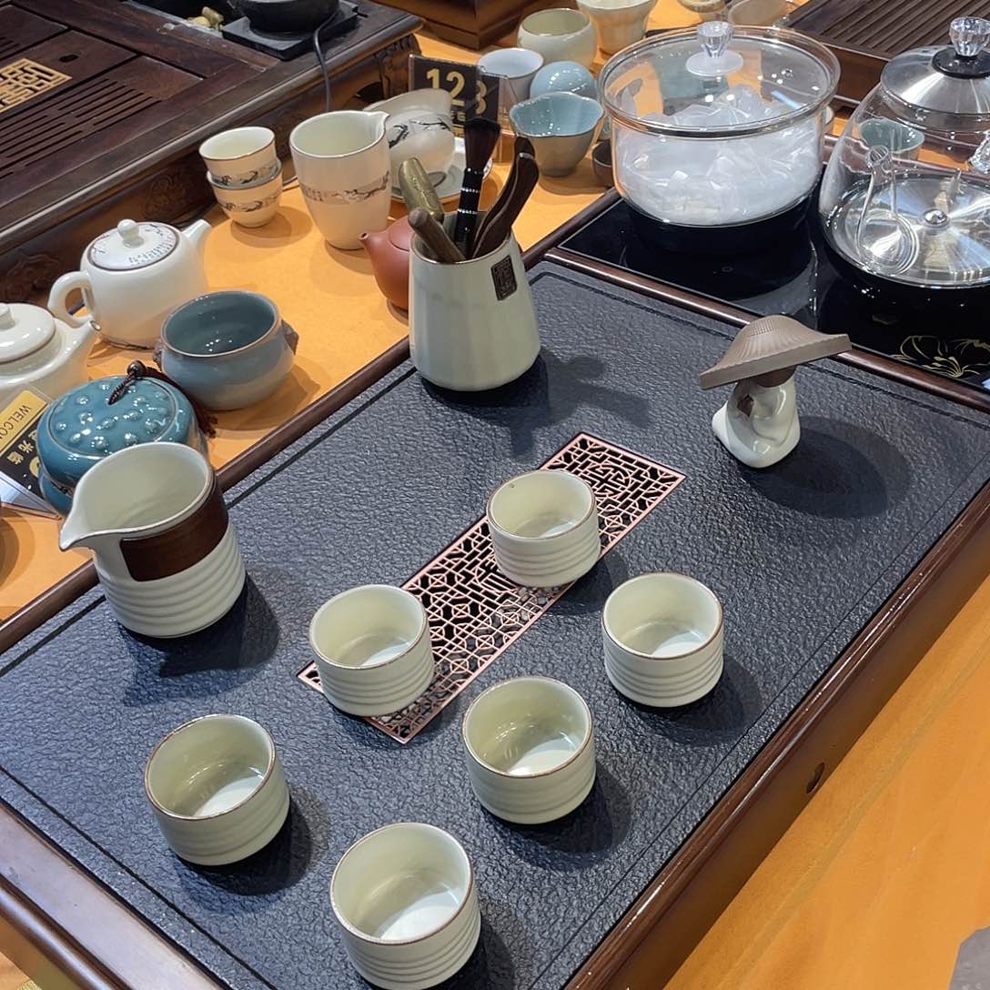 龙凤等几派代表将与他们