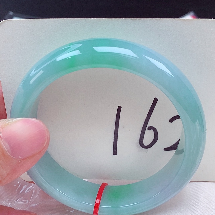 翡翠未镶嵌手镯翡翠