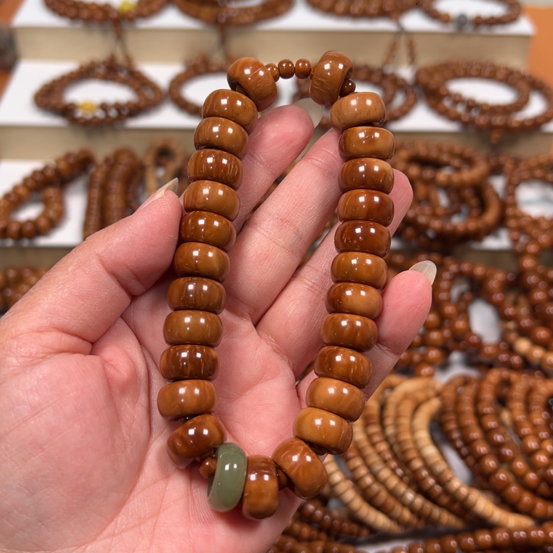 柔****库克手串14.5甜甜圈