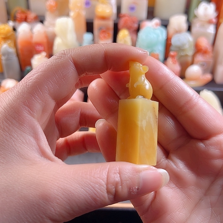 老挝石印石泊***雍手工定制设计，不刻