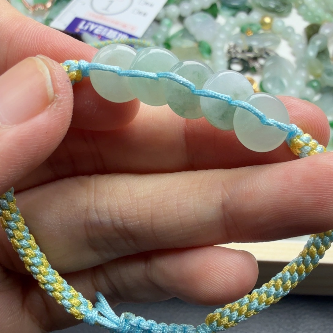 翡翠未镶嵌颈饰20