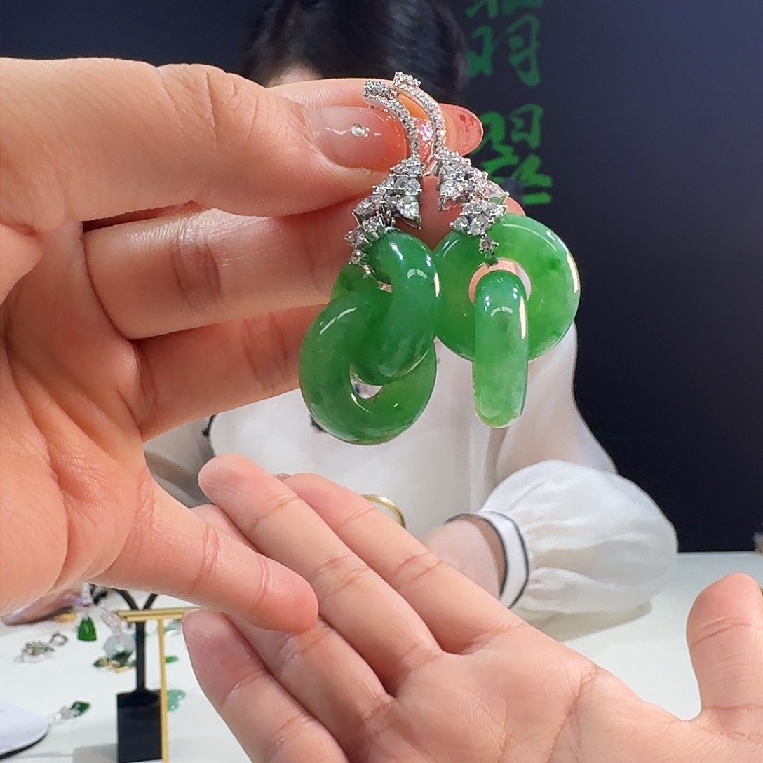 翡翠耳饰18K金镶嵌随*18k镶嵌