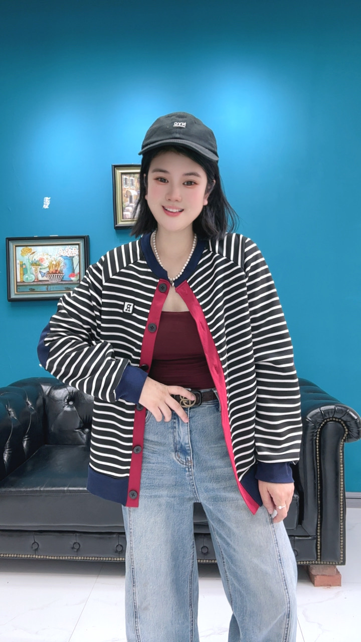 韩版棒球服早秋新款条纹上衣大码女装胖mm宽松百搭开衫外套