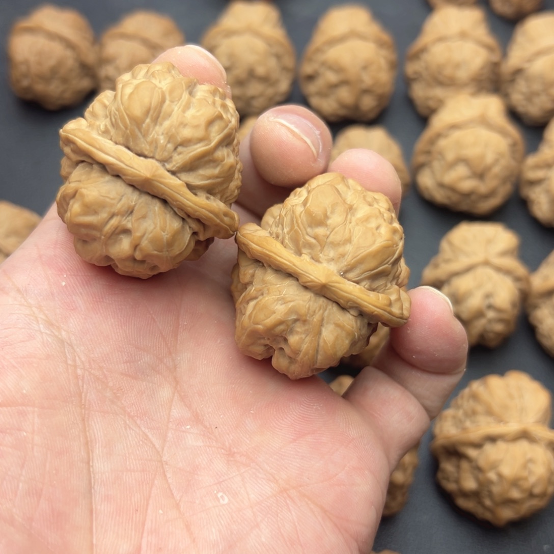 归***剑核桃手串/手链蛤蟆头