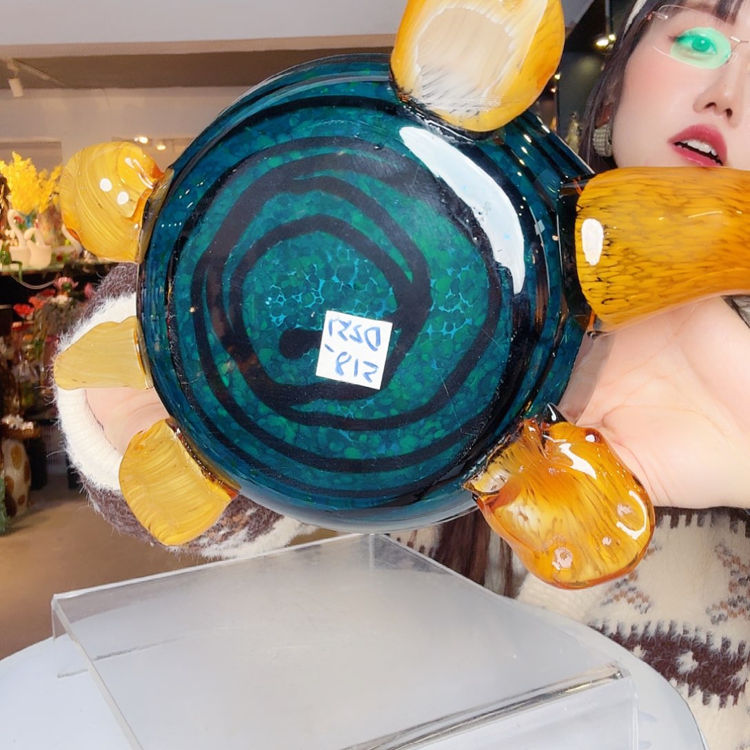 琉璃手工艺品琉璃岛上有个