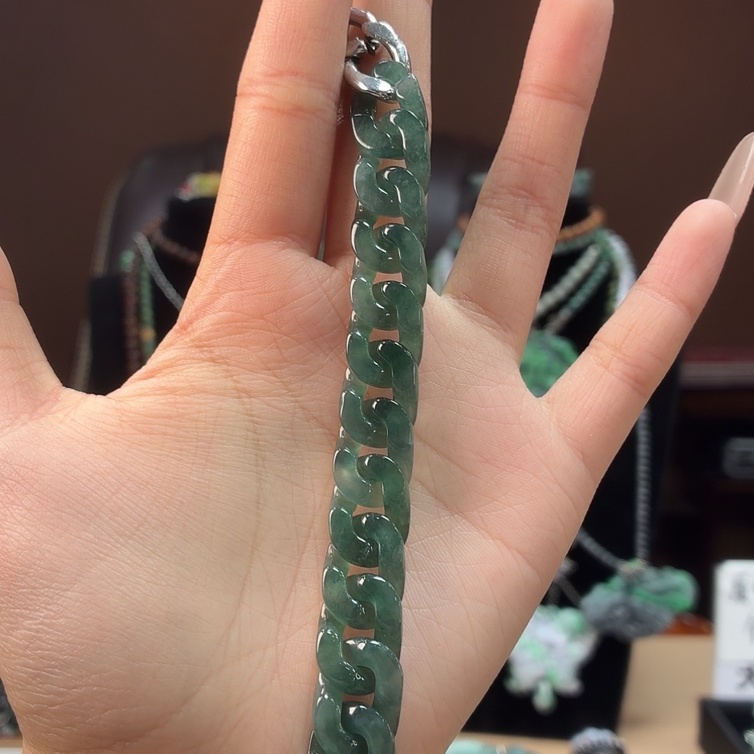 翡翠未镶嵌耳饰手串