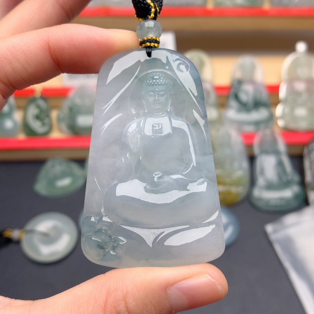 翡翠未镶嵌颈饰阿弥陀佛