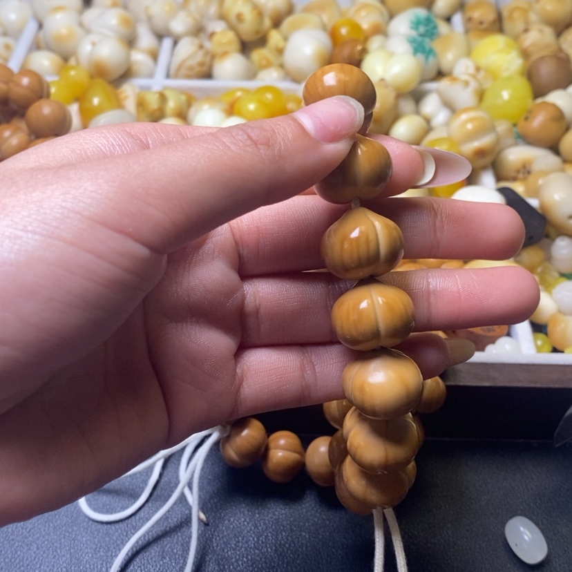 【闪购商品】吊坠猴头核桃L****.