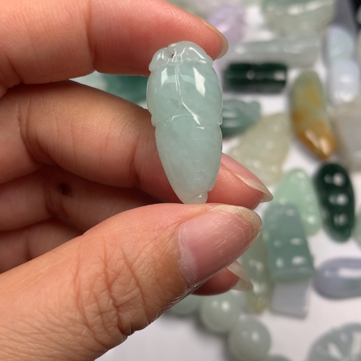 翡翠未镶嵌颈饰翡翠