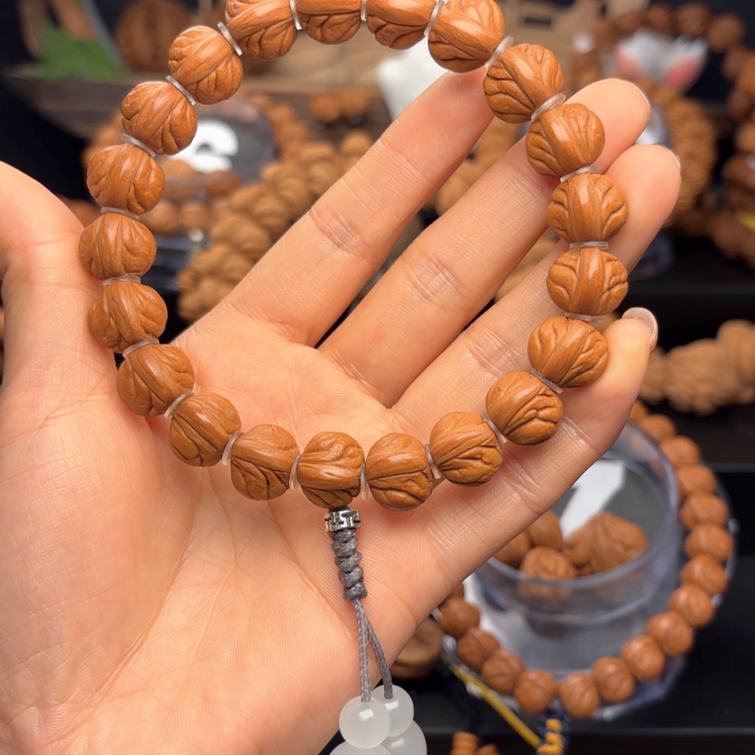 桃核吊坠野生玉龙脊13尺寸